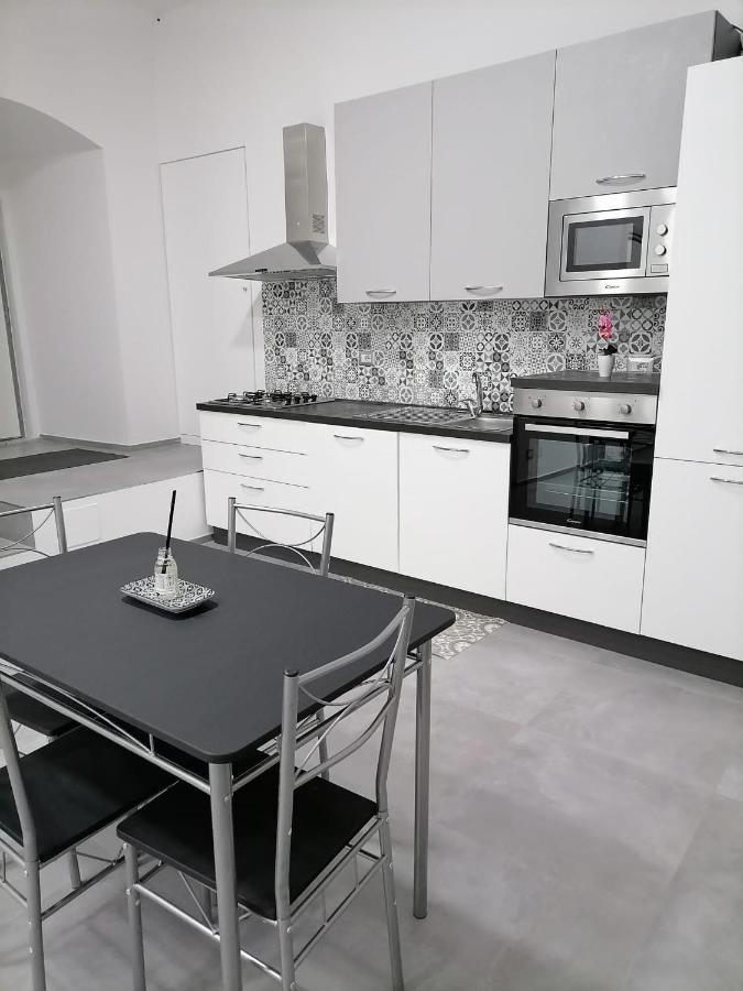 Darsena Apartments1 莫尔费塔 外观 照片